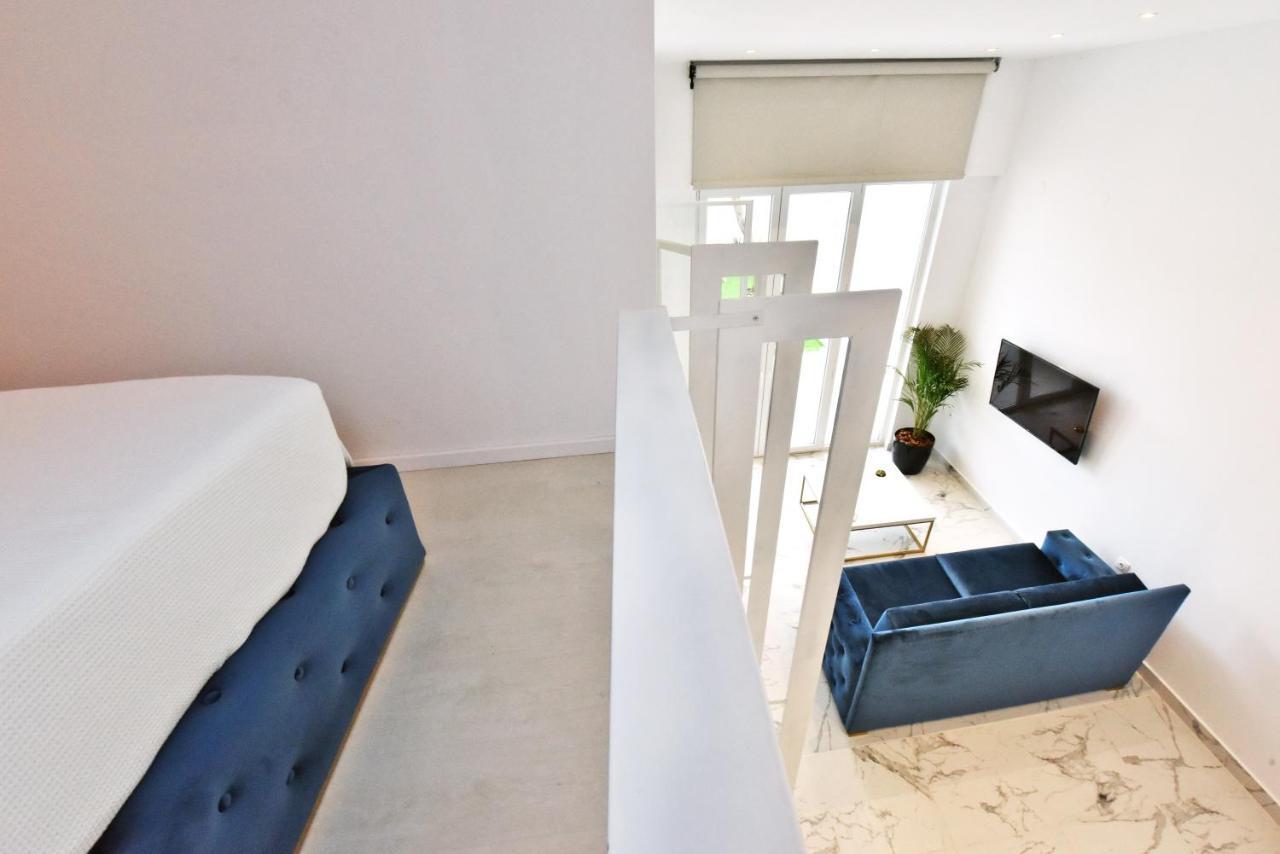 4 Elements Seaside Luxury Suites By Rentalspro Services Nea Moudania Halkidiki Exterior photo